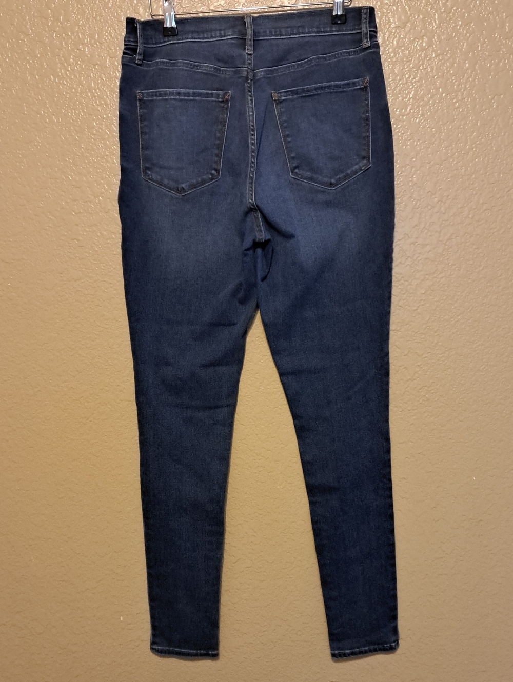 a.n.a High-Rise Dark Wash Skinny Jeans - Women. Size 12 Tall. - Picture 6 of 12